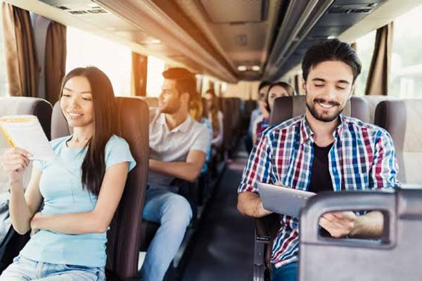🚍 ¿Por qué viajar en autobús es una excelente opción para Semana Santa?