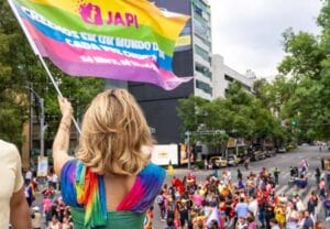 Japi en marcha del orgullo
